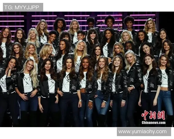 足球明星与维密天使的华丽碰撞揭秘他们背后的运动与时尚故事